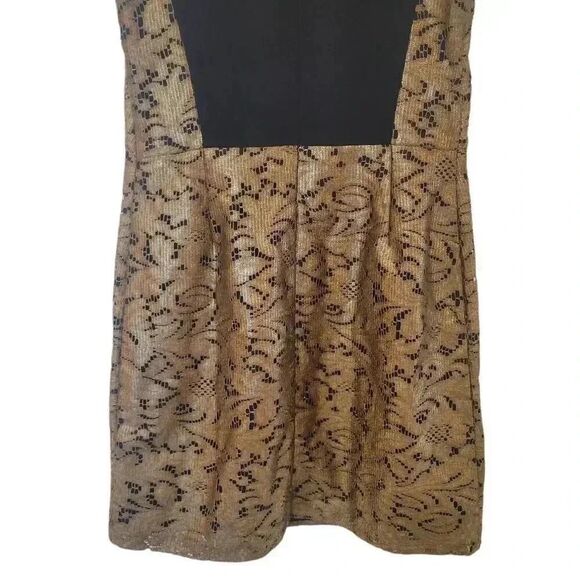 Banana Republic Women's Gold Lace Lined Sleeveless Shift Dress - Picture 11 of 12